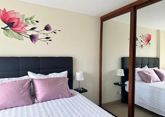 Bonito Depa San Isidro Cama Queen Home Office Wifi Y Cochera